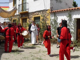 266290-helechosa-de-los-montes-los-diablucos-5773950