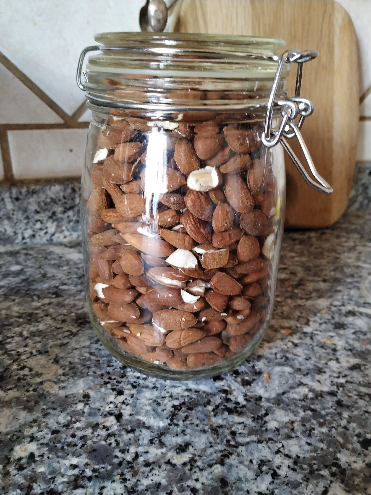 1575456512563055-0-7303663