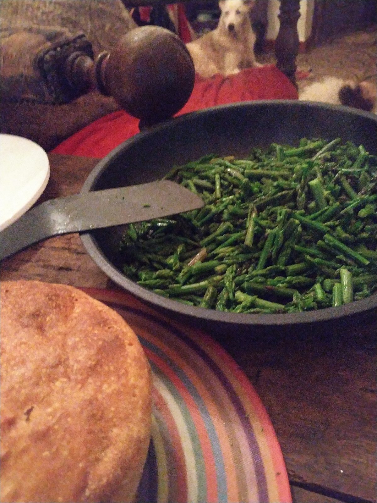 1588490945712830-0-7729898